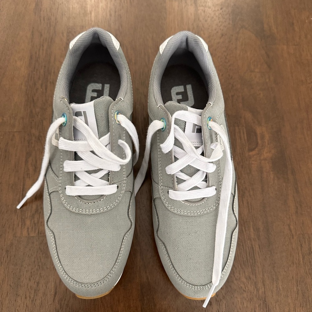 FootJoy Sport Retro Women's Gray Spike-less Golf Shoes Size 7